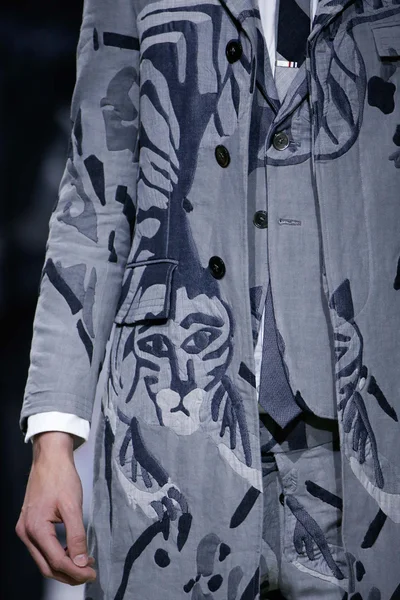 Look 53